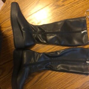 Brand new wo the box Aerosoles boots